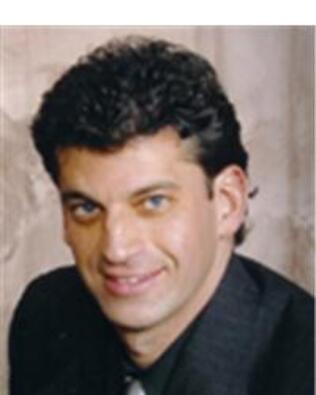 Headshot of Carl Angelilli