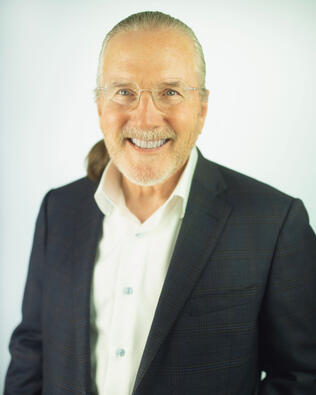 Headshot of Mike Salter