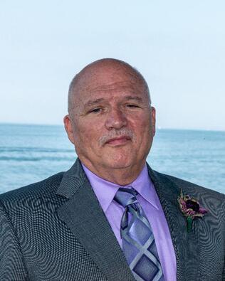 Headshot of Edward Dombrowski