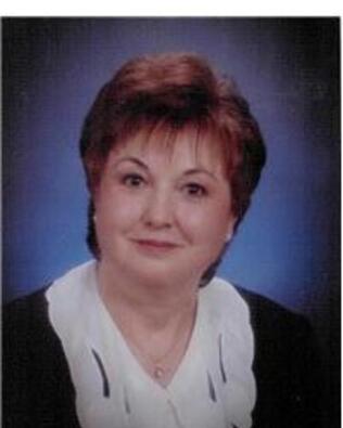Headshot of Maryanne Ricci