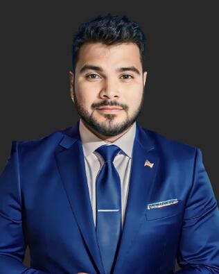 Headshot of Romeo Lopez