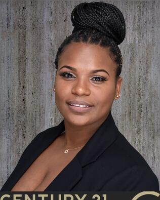 Headshot of CHERIE THOMAS
