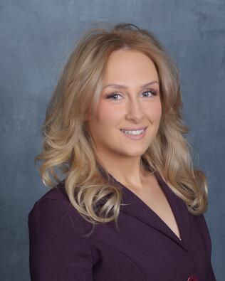 Headshot of Brooke Fox