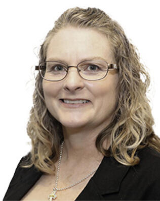 Headshot of Carla Webb