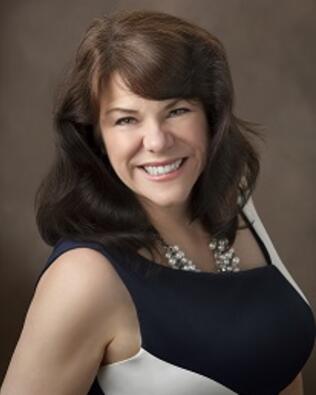 Headshot of Pam Kuper