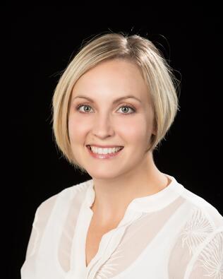 Headshot of Kate Kraus