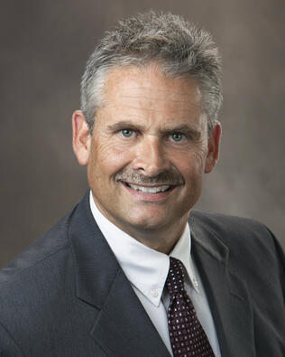 Headshot of Steven Mosedale