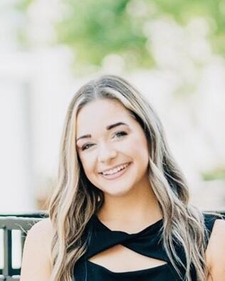 Headshot of Jordyn Mullins