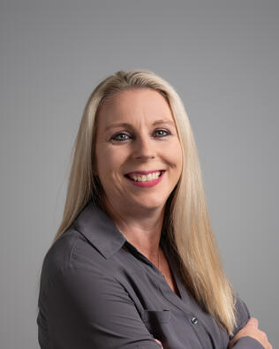 Headshot of Susan Lentz