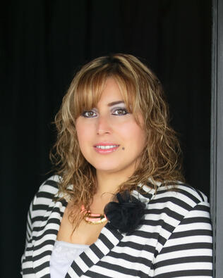 Headshot of Veronica Ruelas
