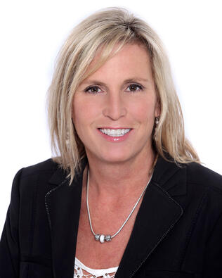 Headshot of Karen Savona