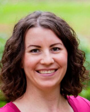 Headshot of Mary Baisden