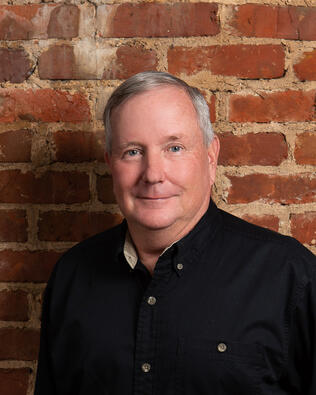 Headshot of Matthew Whitfield