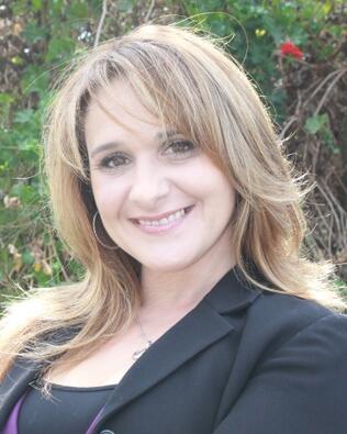 Headshot of Jamie Renner