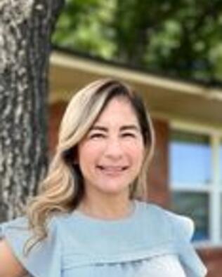 Headshot of Cathy Kounas