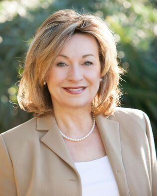 Headshot of Betty Callaway