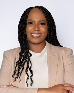 Headshot of Songa Sims