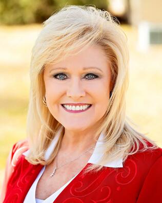 Headshot of CHARLA DURHAM