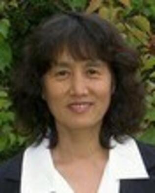 Headshot of Yi Ling Cui