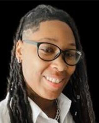 Headshot of Romanz Smith