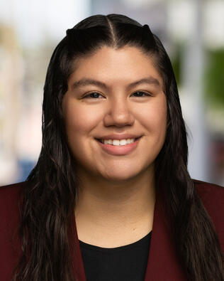Headshot of Eunice Diaz
