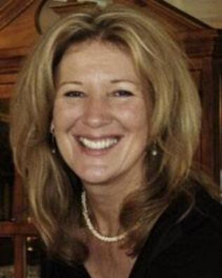 Headshot of Deborah Daniels