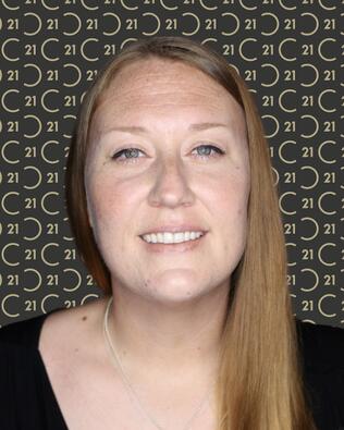 Headshot of Danielle Kemp