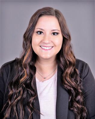 Headshot of Haylee Sturm