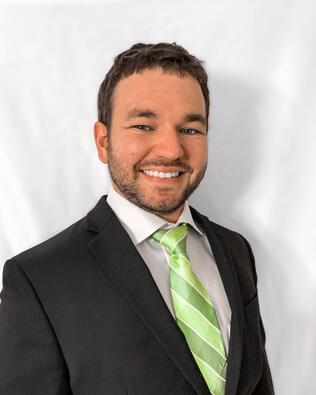 Headshot of Benjamin Everett