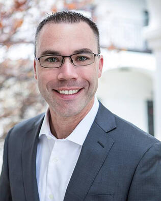Headshot of Matt Barker