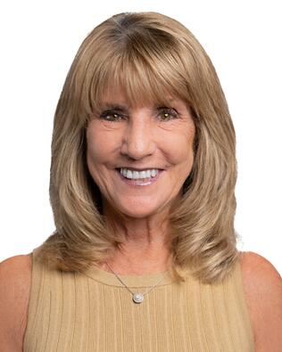 Headshot of Carol Comley-Bolek