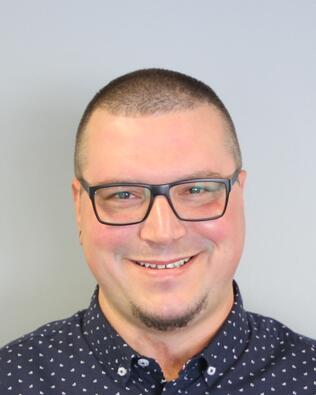 Headshot of Shawn Crosby