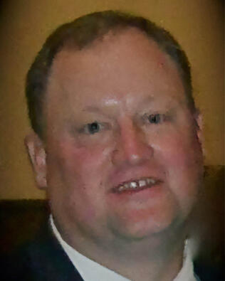 Headshot of Bob Mollison