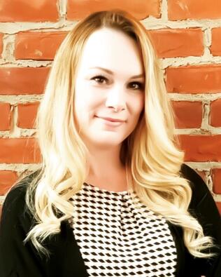 Headshot of Victoria Grutzik