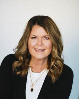 Headshot of Lisa Hardesty-Booton
