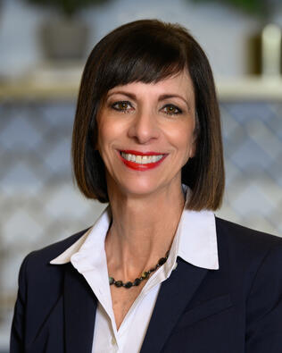 Headshot of Deborah King