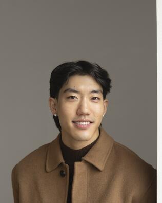 Headshot of Isaac Kim