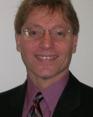 Headshot of Howard Hulin