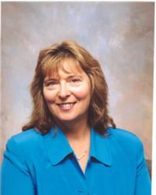 Headshot of Maureen Agostinacchio