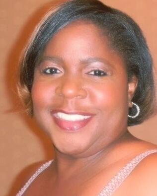 Headshot of Angela Kelly