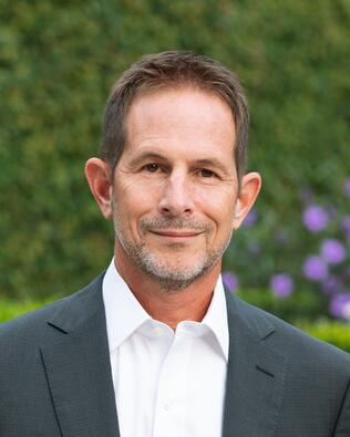 Headshot of Stephen Votino