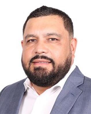 Headshot of Tobias Tavera