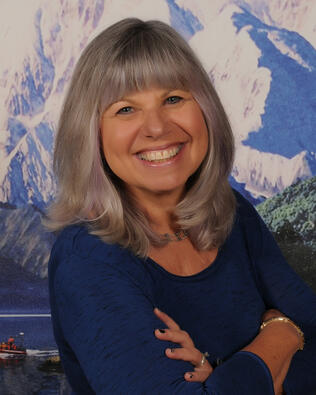 Headshot of Anne Rubin