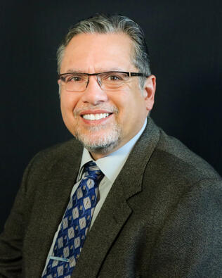 Headshot of Robert Brewer