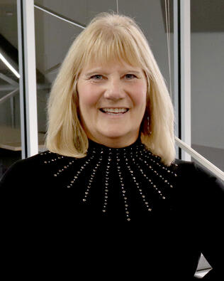 Headshot of Mary Ohlhauser