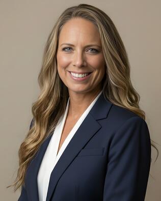 Headshot of Lylia Darling