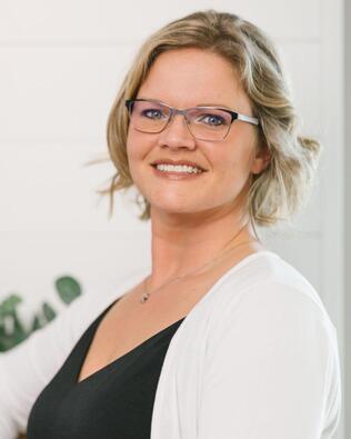 Headshot of Megan McLaughlin