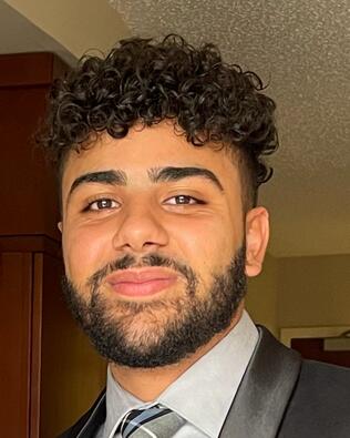 Headshot of Mario Awad