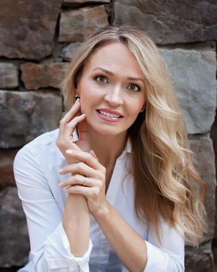 Headshot of Stacey Fountain