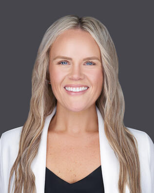 Headshot of Crystal Swanson